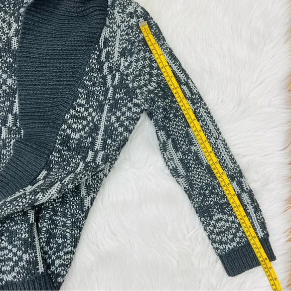 NWT! Talbots Mid Length Wool Blend Chunky Knit Geometric Gray Metallic Thread - Picture 11 of 12